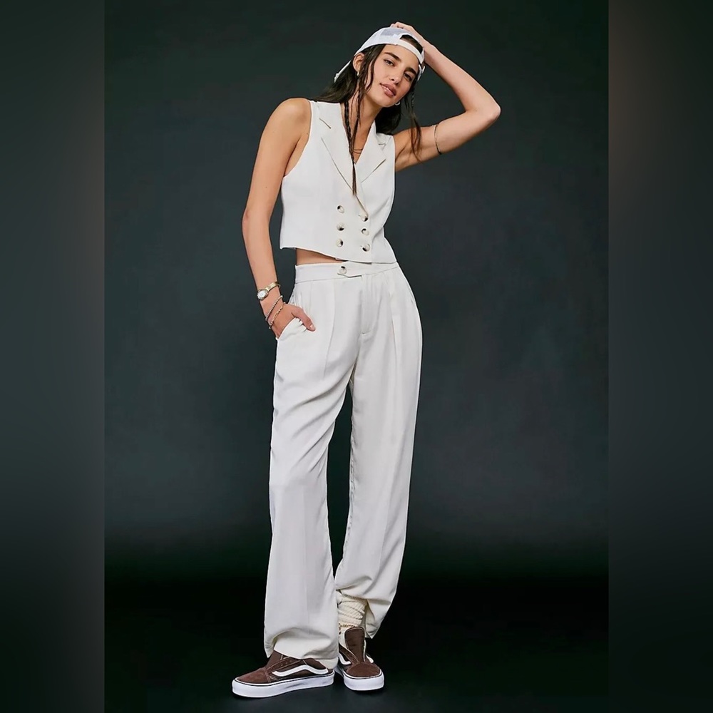 Free People Gabbie Vest Suit Set Size 6. B17